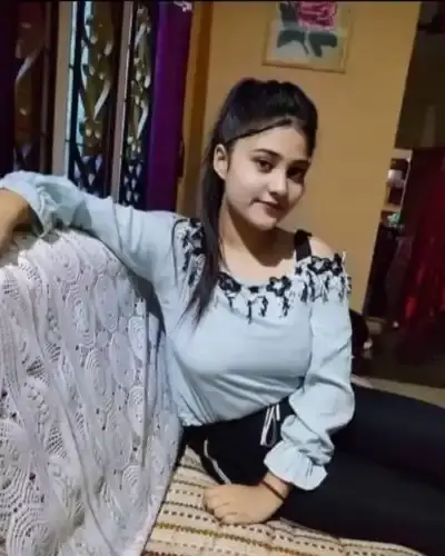 Call Girls Service in Aquem